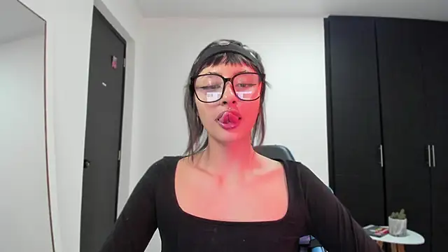 Snapshot of ggor4w33 chatting on 10.03.25 ggor4w33 online show from 10.03.25