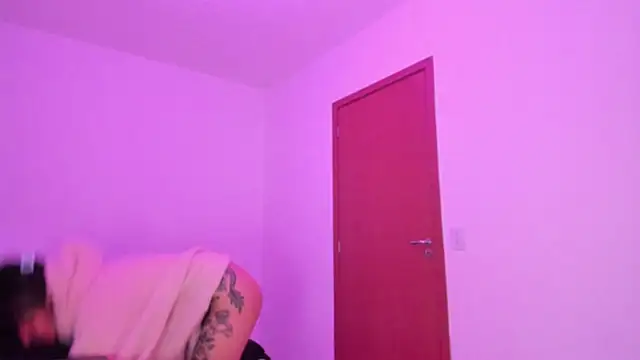 Snapshot of ggor4w33 chatting on 10.19.25 ggor4w33 online show from 10.19.25