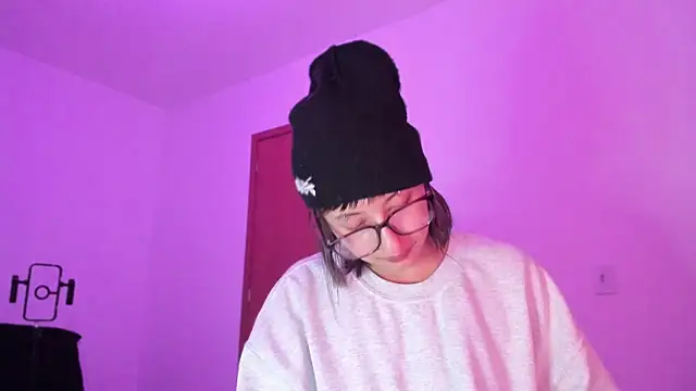 Snapshot of ggor4w33 chatting on 10.20.25 ggor4w33 online show from 10.20.25