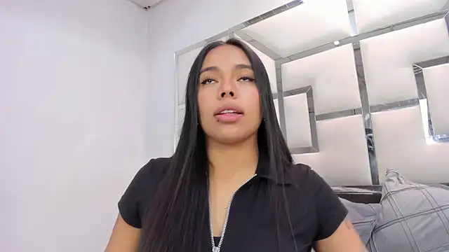 ZoeWan69 online show from 02.25.26