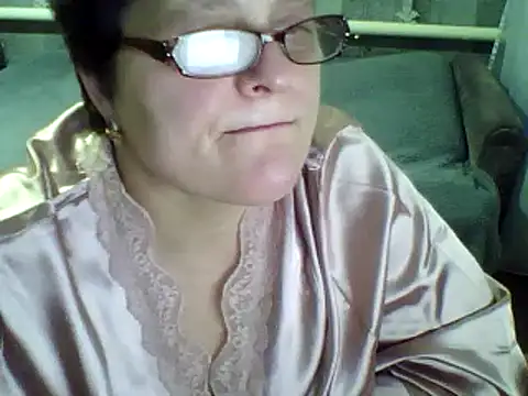 Snapshot of ElzaJewel chatting on 02.06.25 ElzaJewel online show from 02.06.25