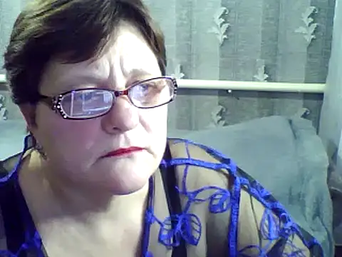 Snapshot of ElzaJewel chatting on 02.12.25 ElzaJewel online show from 02.12.25