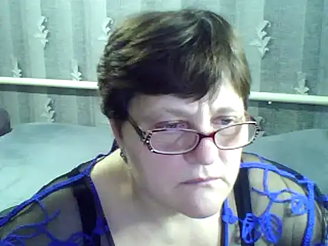 Snapshot of ElzaJewel chatting on 02.12.25 ElzaJewel online show from 02.12.25