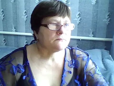 Snapshot of ElzaJewel chatting on 02.17.25 ElzaJewel online show from 02.17.25