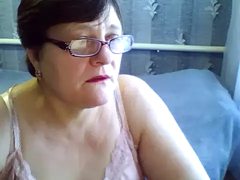 Snapshot of ElzaJewel chatting on 02.19.25 ElzaJewel online show from 02.19.25