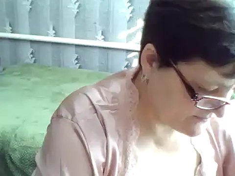 Snapshot of ElzaJewel chatting on 03.07.25 ElzaJewel online show from 03.07.25