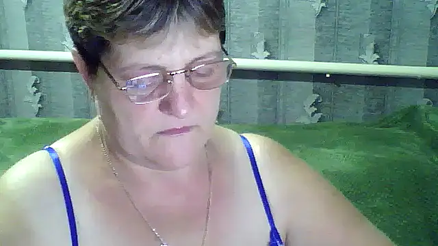 Snapshot of ElzaJewel chatting on 09.08.25 ElzaJewel online show from 09.08.25