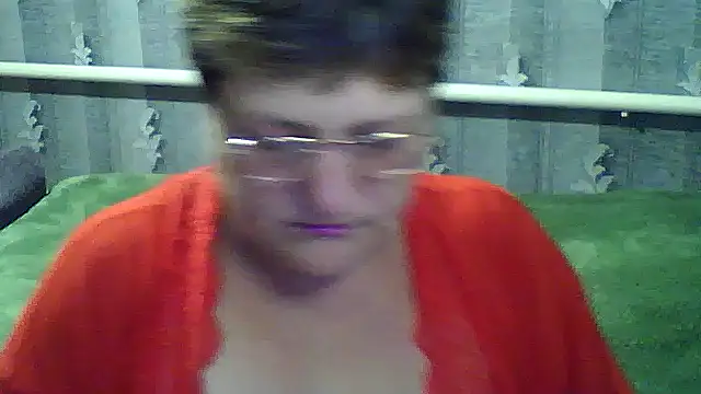 Snapshot of ElzaJewel chatting on 09.12.25 ElzaJewel online show from 09.12.25