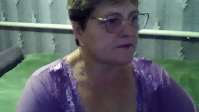 Snapshot of ElzaJewel chatting on 10.04.25 ElzaJewel online show from 10.04.25