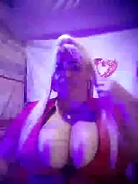 Snapshot of BonniAdams chatting on 02.06.25 BonniAdams online show from 02.06.25
