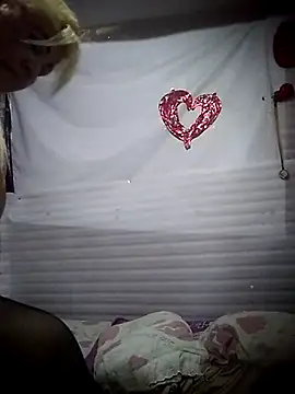 Snapshot of BonniAdams chatting on 02.25.25 BonniAdams online show from 02.25.25