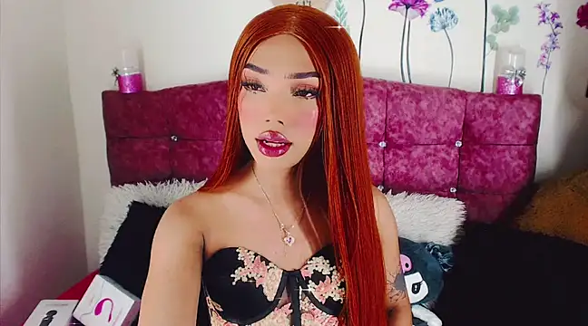 Snapshot of Khloe_Leal chatting on 02.26.25 Khloe Leal online show from 02.26.25