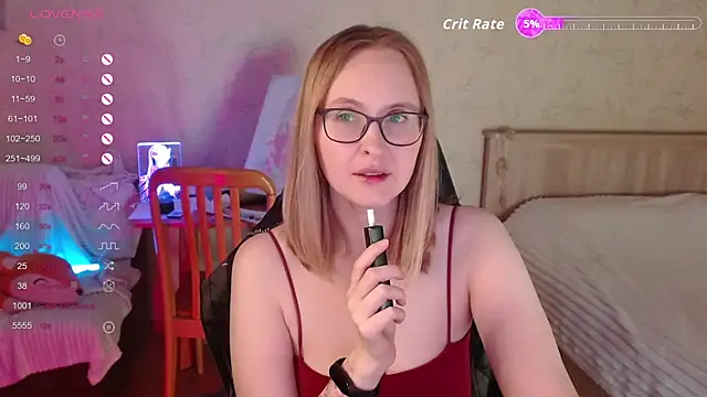 Snapshot of Agatha_Mott chatting on 12.15.25 Agatha Mott online show from 12.15.25