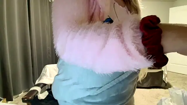 Snapshot of kaliii_jones chatting on 11.27.25 kaliii jones online show from 11.27.25