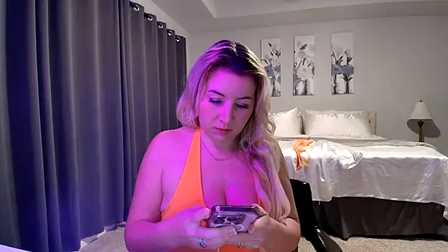 Snapshot of kaliii_jones chatting on 11.30.25 kaliii jones online show from 11.30.25