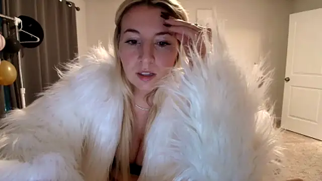 Snapshot of kaliii_jones chatting on 03.08.26 kaliii jones online show from 03.08.26