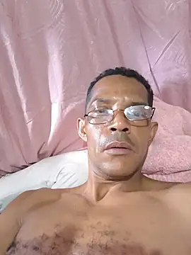 Snapshot of Renato571 chatting on 07.18.26 Renato571 online show from 07.18.26
