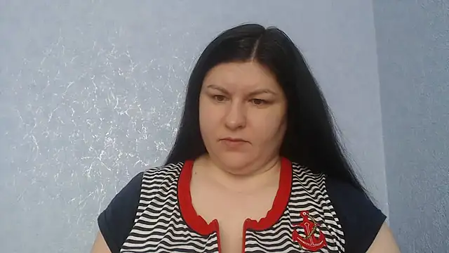 KiraSwee online show from 02.06.26