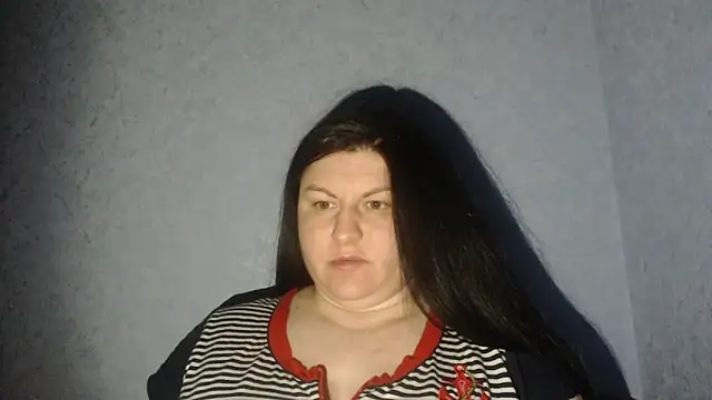 KiraSwee online show from 03.16.26