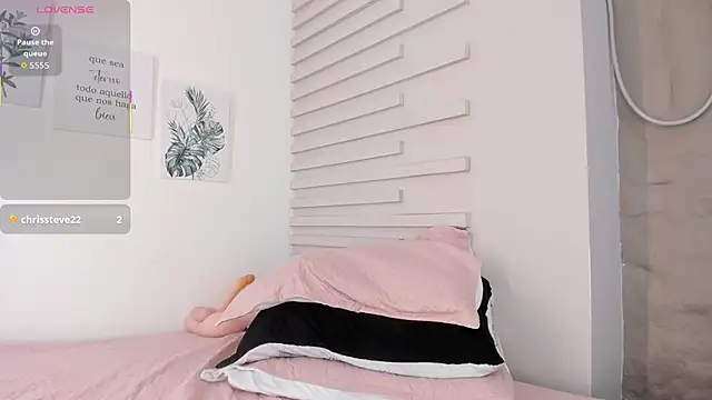 Demy Ruiz online show from 09.12.25