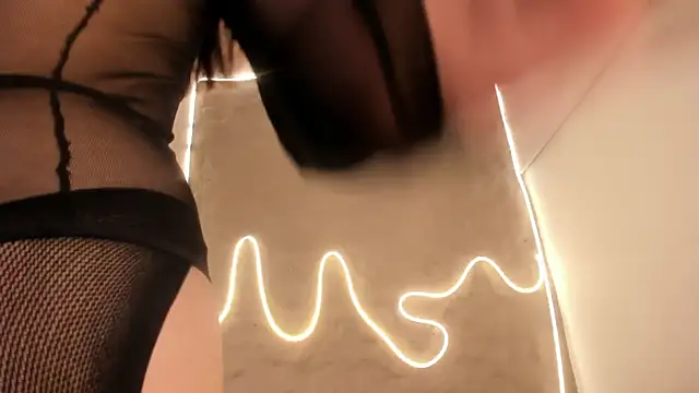 Demy Ruiz online show from 11.11.25