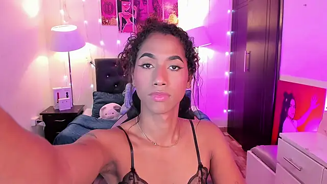 Snapshot of Alissemasiel chatting on 01.16.26 Alissemasiel online show from 01.16.26