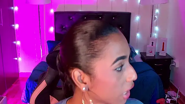 Snapshot of Alissemasiel chatting on 02.03.26 Alissemasiel online show from 02.03.26