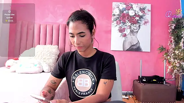 Snapshot of Alissemasiel chatting on 02.17.26 Alissemasiel online show from 02.17.26