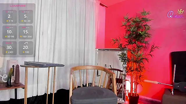 Snapshot of Alissemasiel chatting on 02.24.26 Alissemasiel online show from 02.24.26