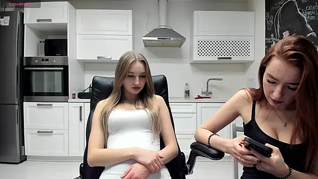 lisenok online show from 12.04.25