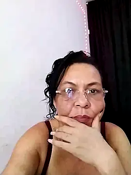 Snapshot of thefuckingowneroftits chatting on 02.21.25 thefuckingowneroftits online show from 02.21.25