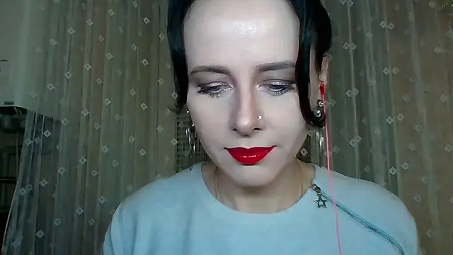 LuminousLady online show from 12.14.25