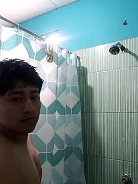 Snapshot of theghoss chatting on 02.10.25 theghoss online show from 02.10.25