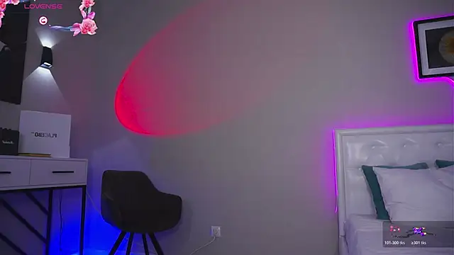 LeaCox  online show from 11.07.25