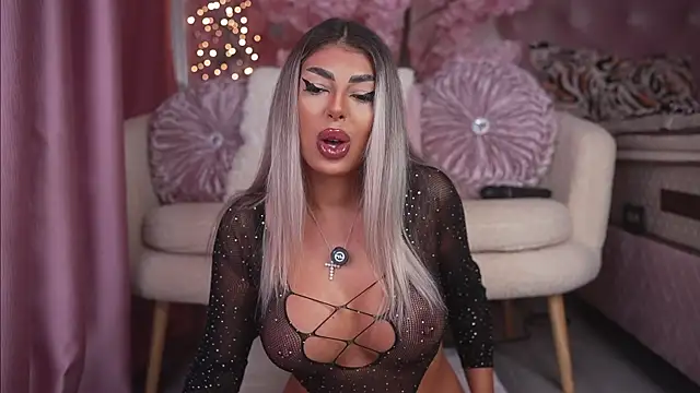 emma goodess  online show from 07.13.26
