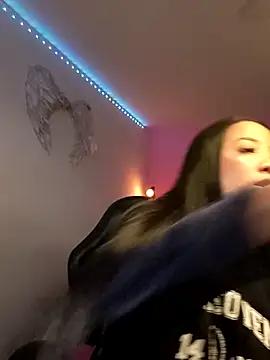 Snapshot of SallyWhitee chatting on 02.22.26 SallyWhitee online show from 02.22.26