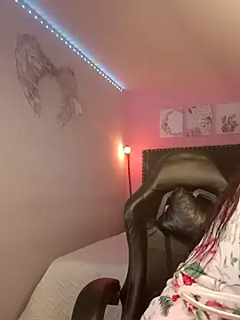 Snapshot of SallyWhitee chatting on 03.12.26 SallyWhitee online show from 03.12.26