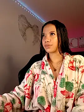 SallyWhitee online show from 04.28.26