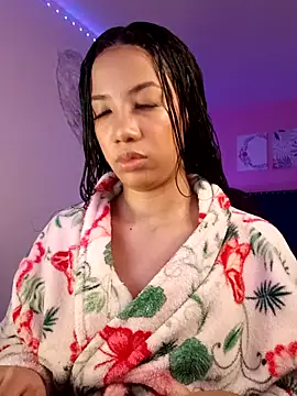 SallyWhitee online show from 05.24.26