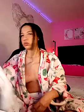 SallyWhitee online show from 07.02.26