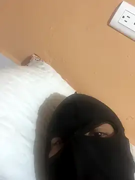 Snapshot of tunenarica22 chatting on 12.15.25 tunenarica22 online show from 12.15.25