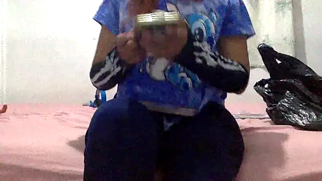 sharonlopez9611 online show from 11.16.25