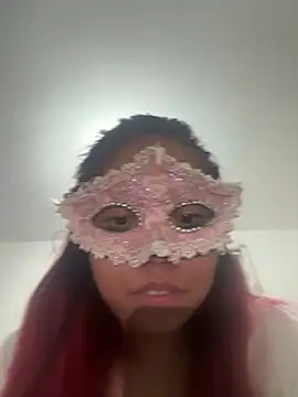 Snapshot of sharonlopez9611 chatting on 07.19.26 sharonlopez9611 online show from 07.19.26