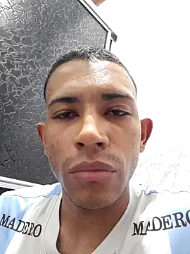 Mineirinho043 online show from 02.19.25