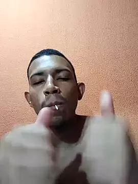 Mineirinho043 online show from 02.24.25