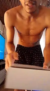 Mineirinho043 online show from 02.26.25