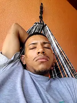 Mineirinho043 online show from 02.28.25