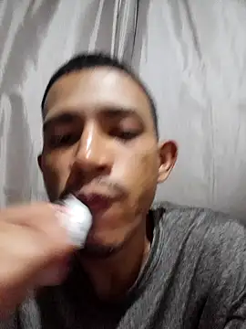 Mineirinho043 online show from 03.02.25