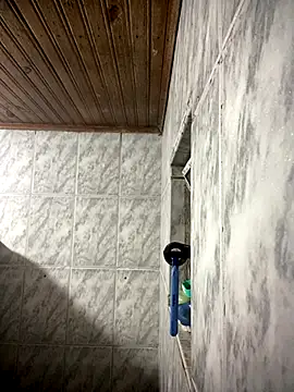 Mineirinho043 online show from 10.28.25