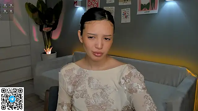 Snapshot of RikoAsada chatting on 09.17.25 RikoAsada online show from 09.17.25